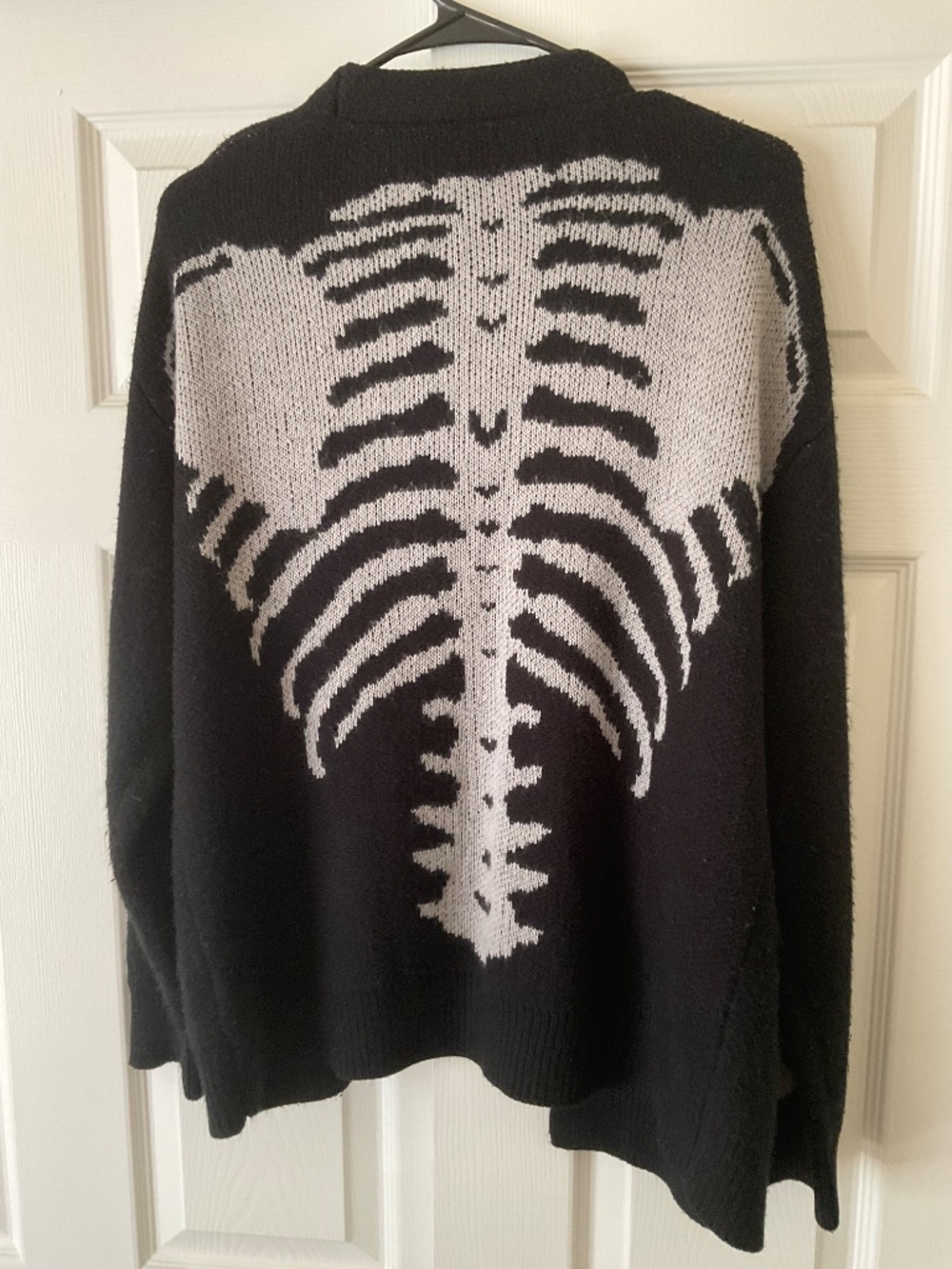Skeleton Cardigan - Picture 2 of 5